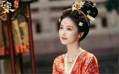 杨紫赵丽颖杨幂白鹿 新四大女顶流